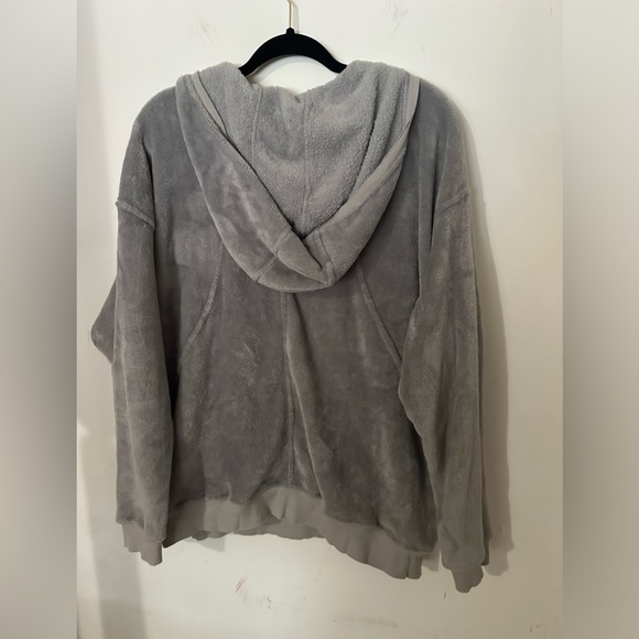Women’s Easel Gray Oversized Hoodie - Picture 2 of 4